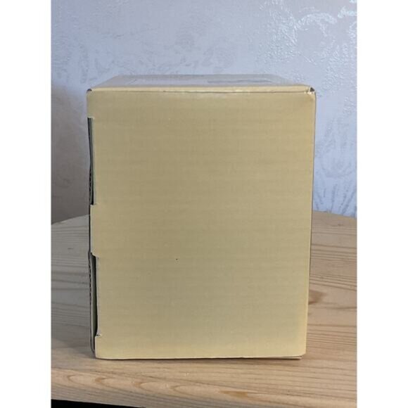 M.J. Hummel Christmas Ornament Snow Day Collectible Figurine In Box #935257 - Picture 7 of 8